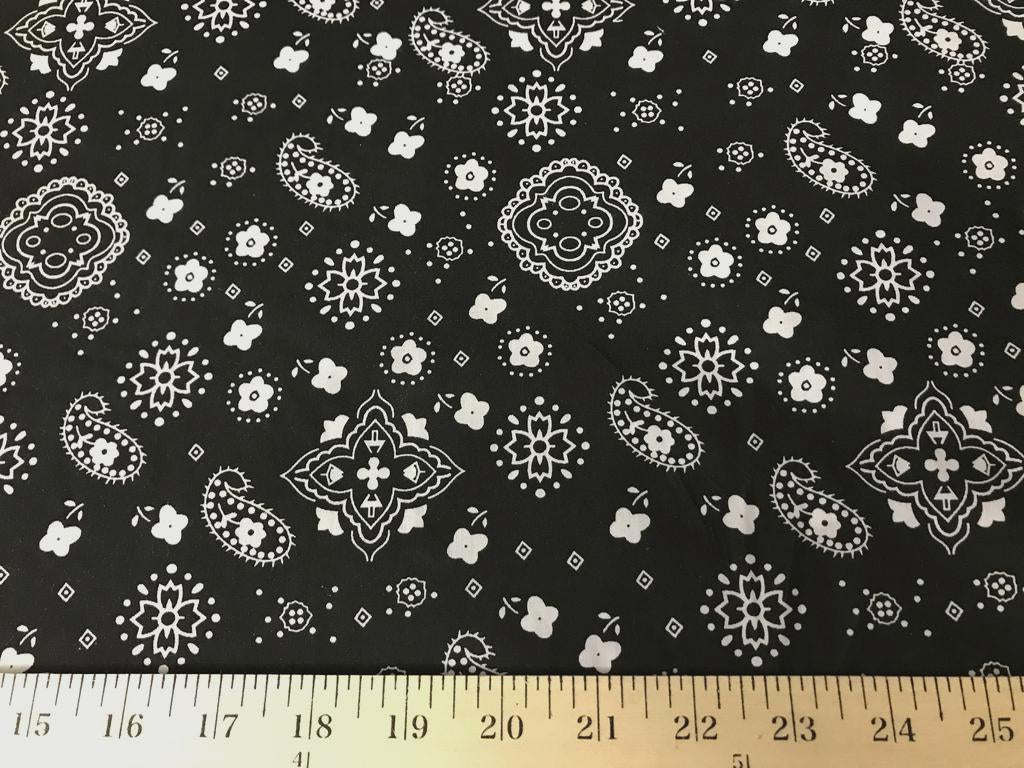 SWATCHES Paisley Print Poly/Cotton